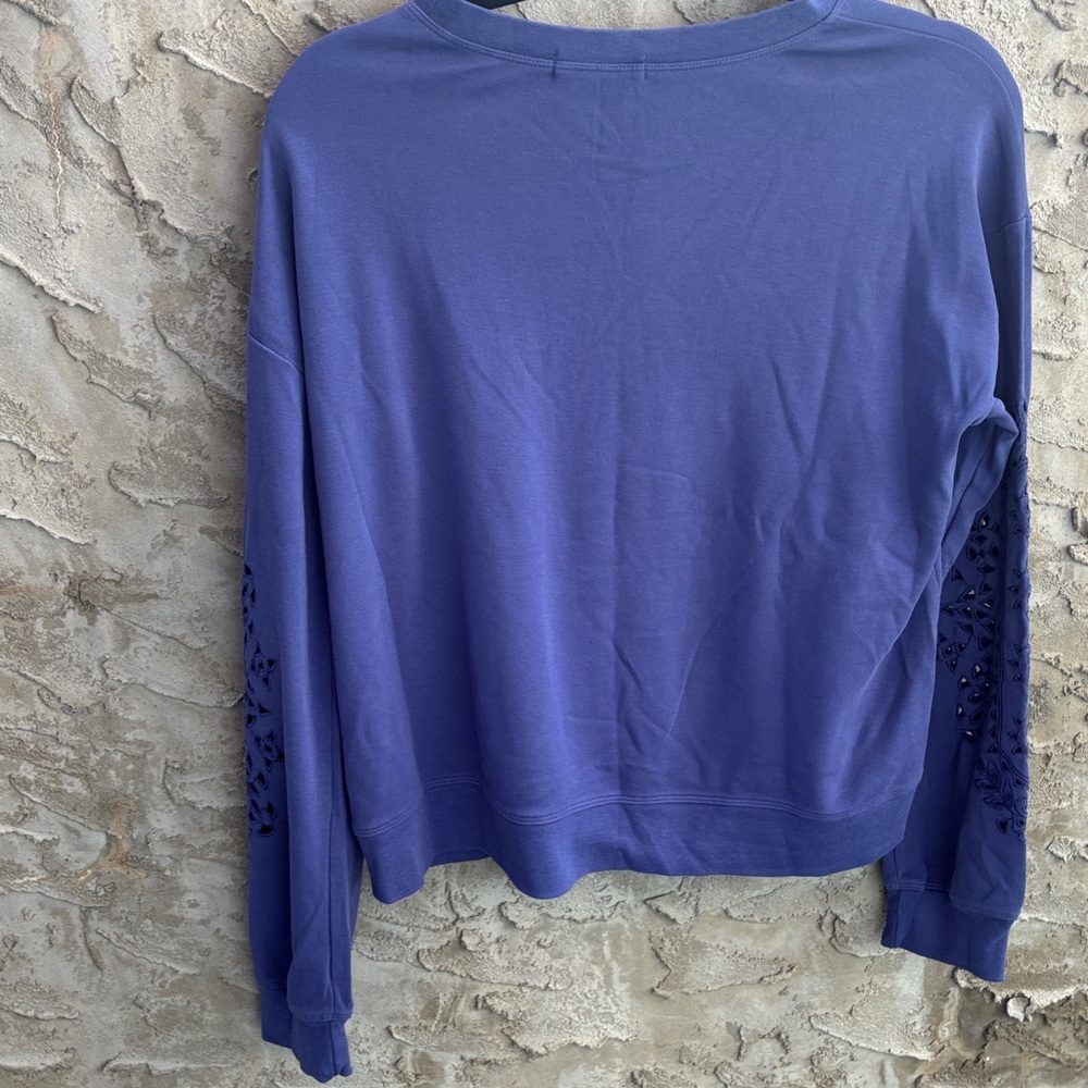 Mododoc Blue Crew Neck Top cutout Sleeves. Preppy New Without Tags Size S